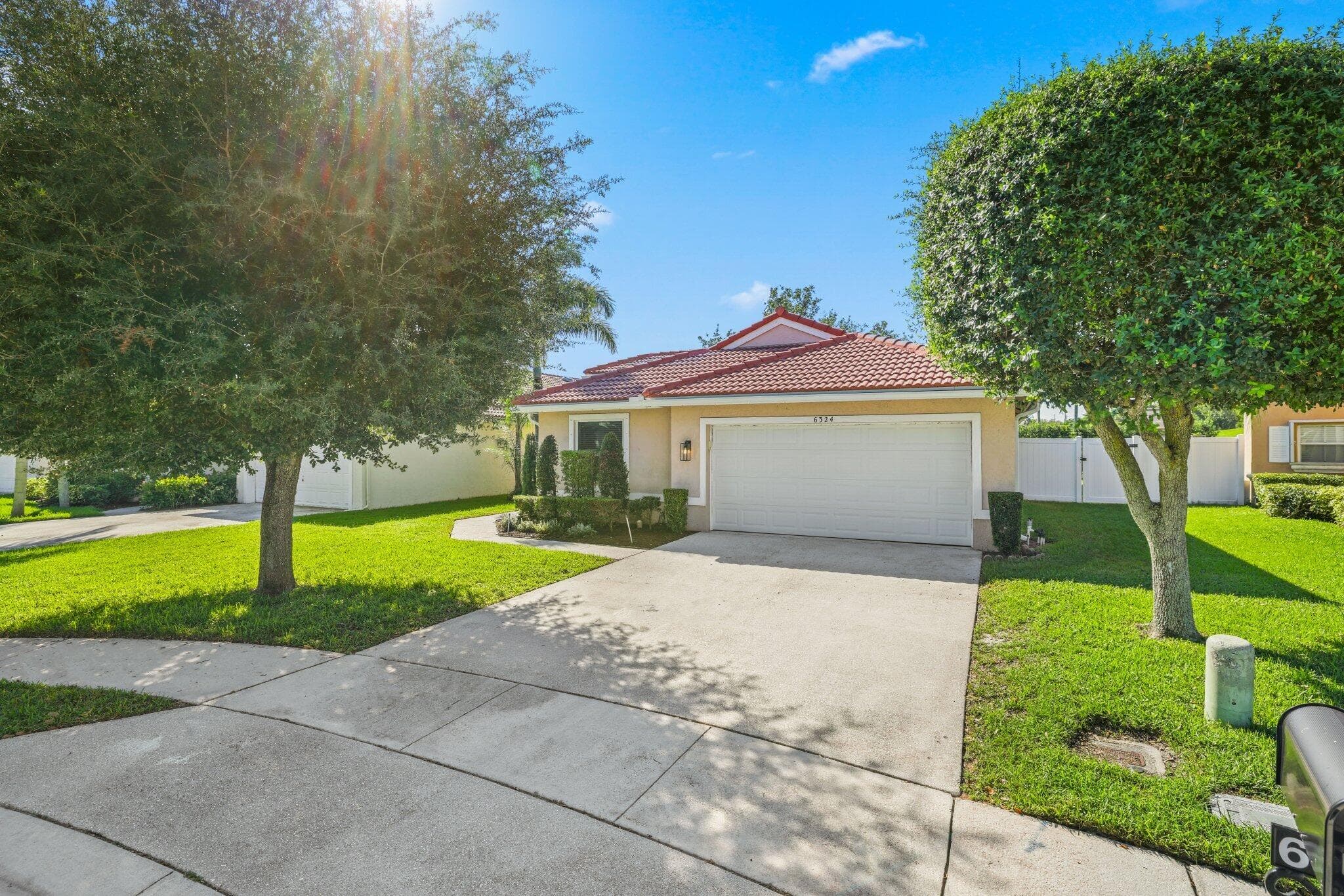6324 BARTON CREEK Circle, Lake Worth, view 3