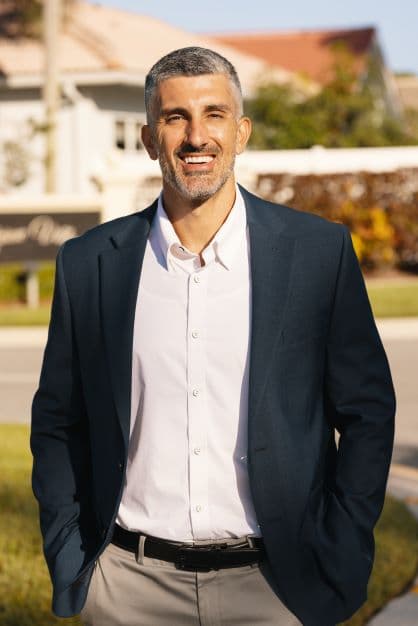 Derek Francois, Palm Beach County real estate agent with Logan Realty Inc.