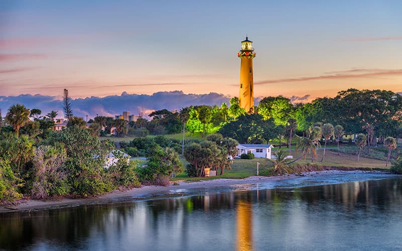 A Jupiter waterfront view in Palm Beach County